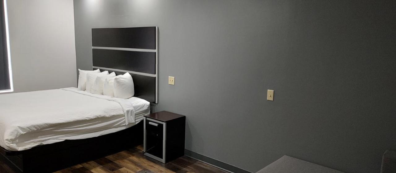 Sonesta Essential Savannah Exterior photo