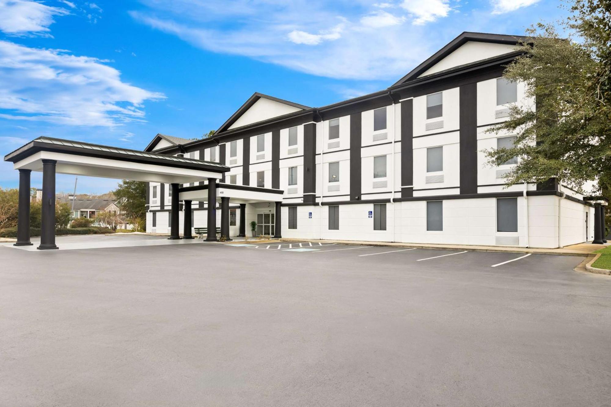 Sonesta Essential Savannah Exterior photo
